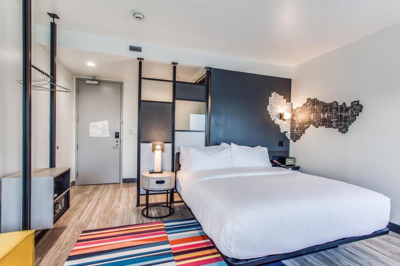 Aloft, Guest room, 1 King