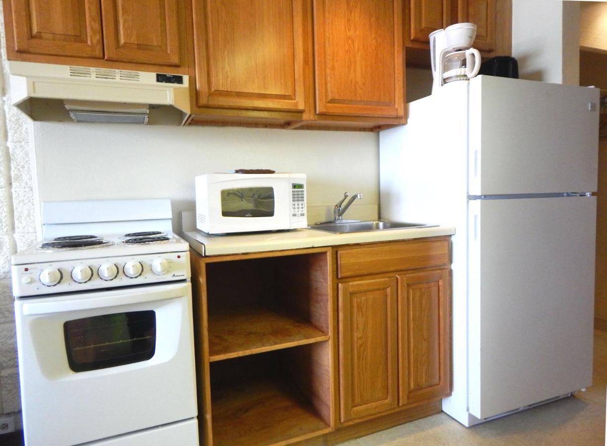 Two-Bedroom Suite with North Partial Ocean View